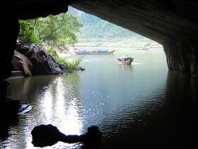 vietnam motorcycle tours phong nha cave adventure 1 280x210